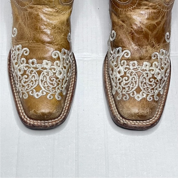 Floral Embroidered Square Toe Western Boot - Picture 7 of 15